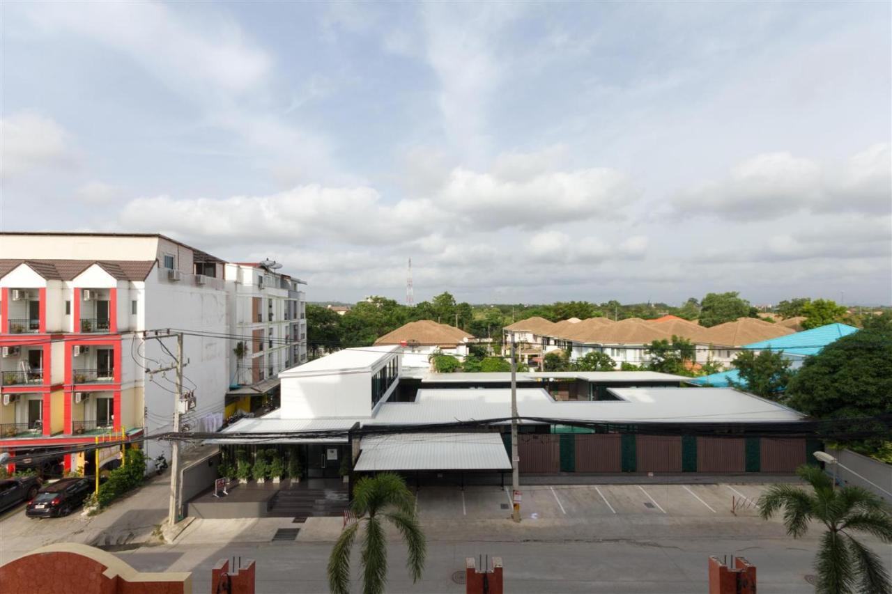 Seven Seas Resort Pattaya By Justin 乔木提恩海滩 外观 照片